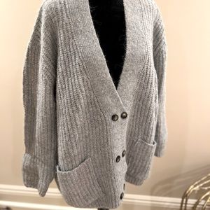 ZARA gray double breasted cardigan. Tortoise buttons. Size M (oversized).